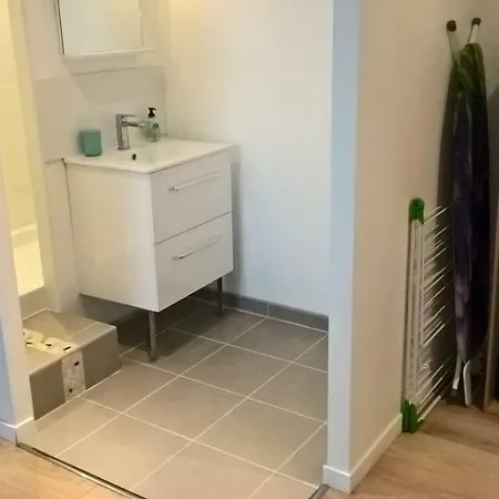 Rent4night Europole Lägenhet *