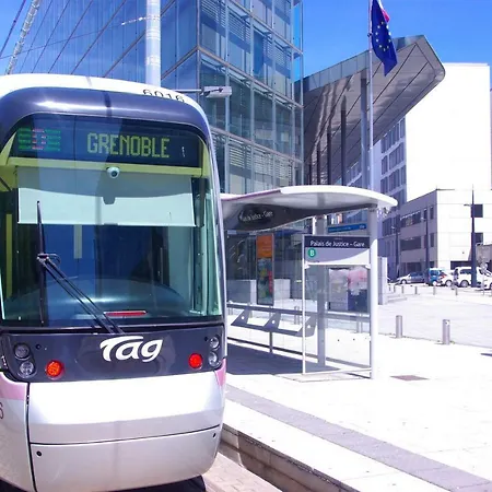 דירה Rent4night Europole
