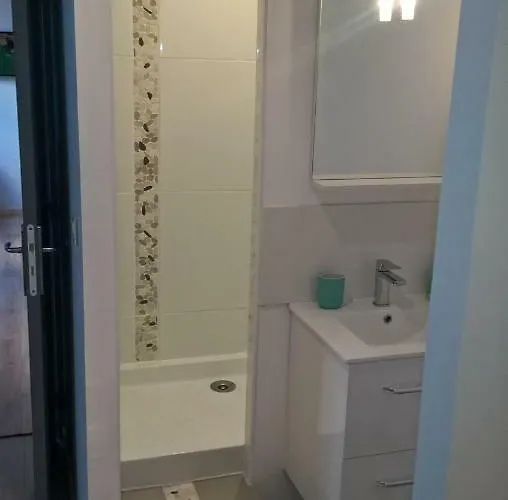 Rent4night Europole *