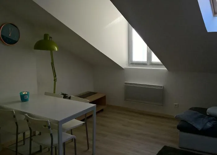 Rent4night Europole *